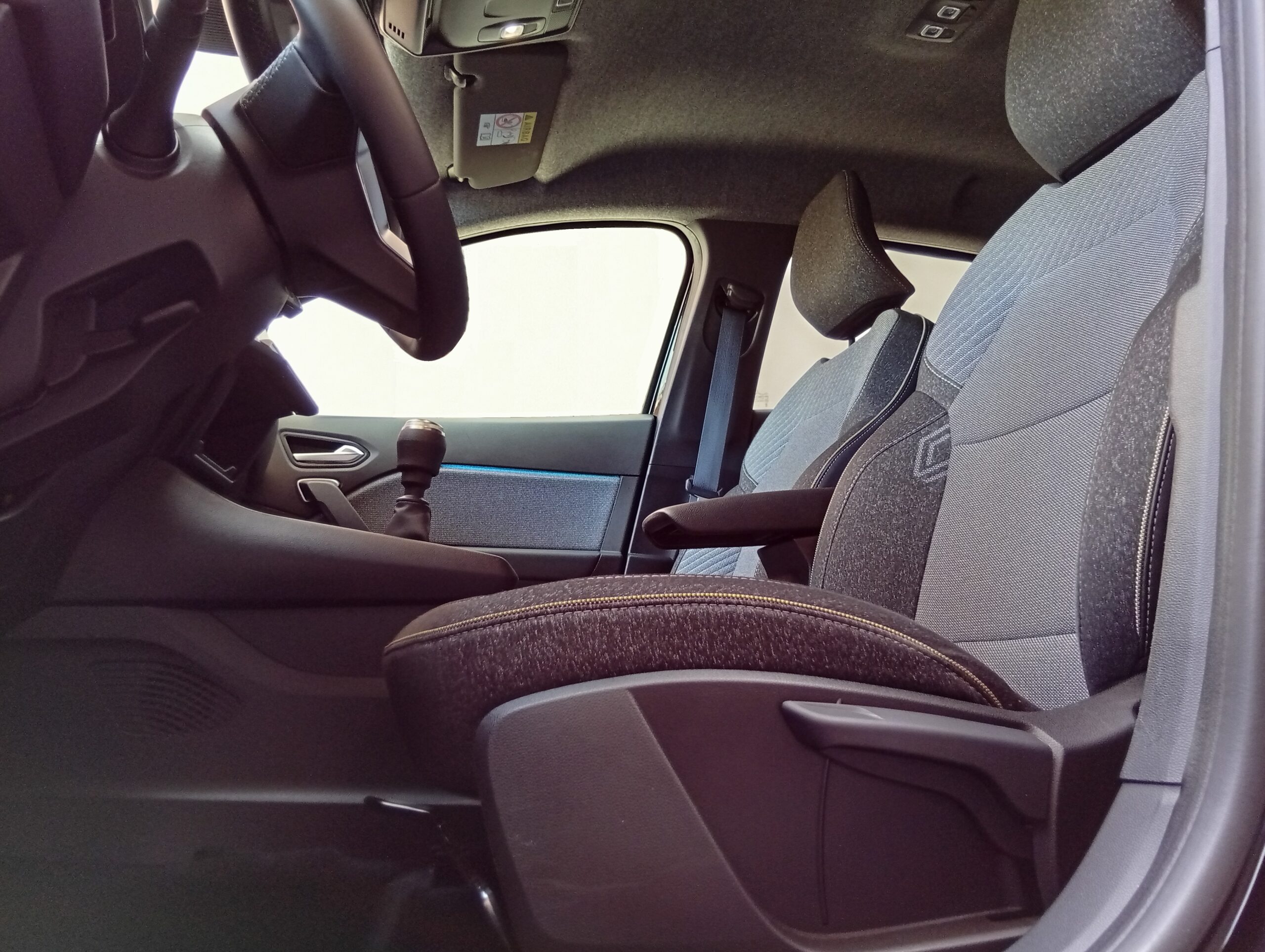 Renault new Captur 1,0 TCe 90cv Techno