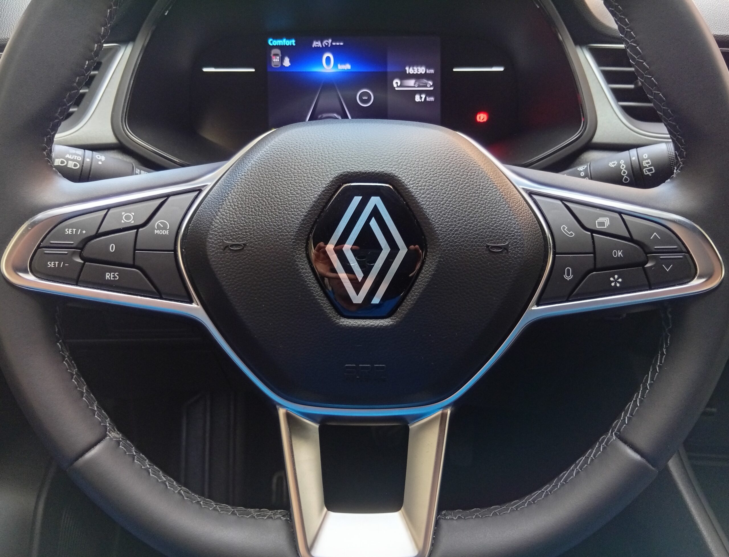 Renault new Captur 1,0 TCe 90cv Techno