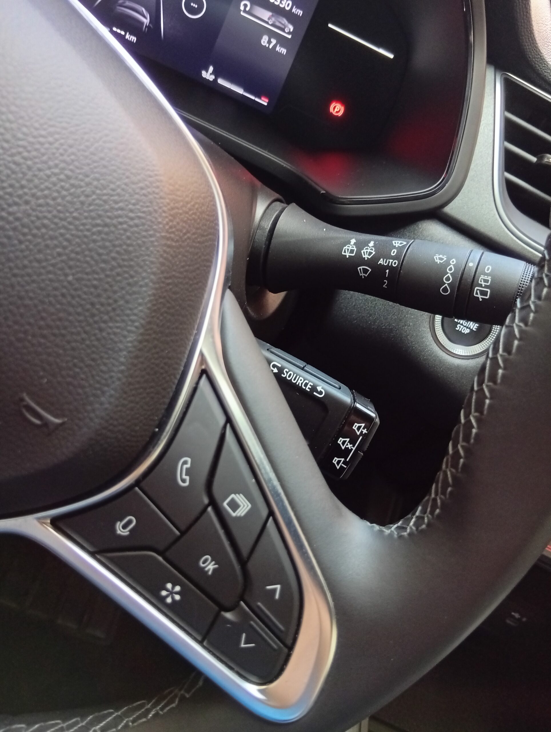 Renault new Captur 1,0 TCe 90cv Techno