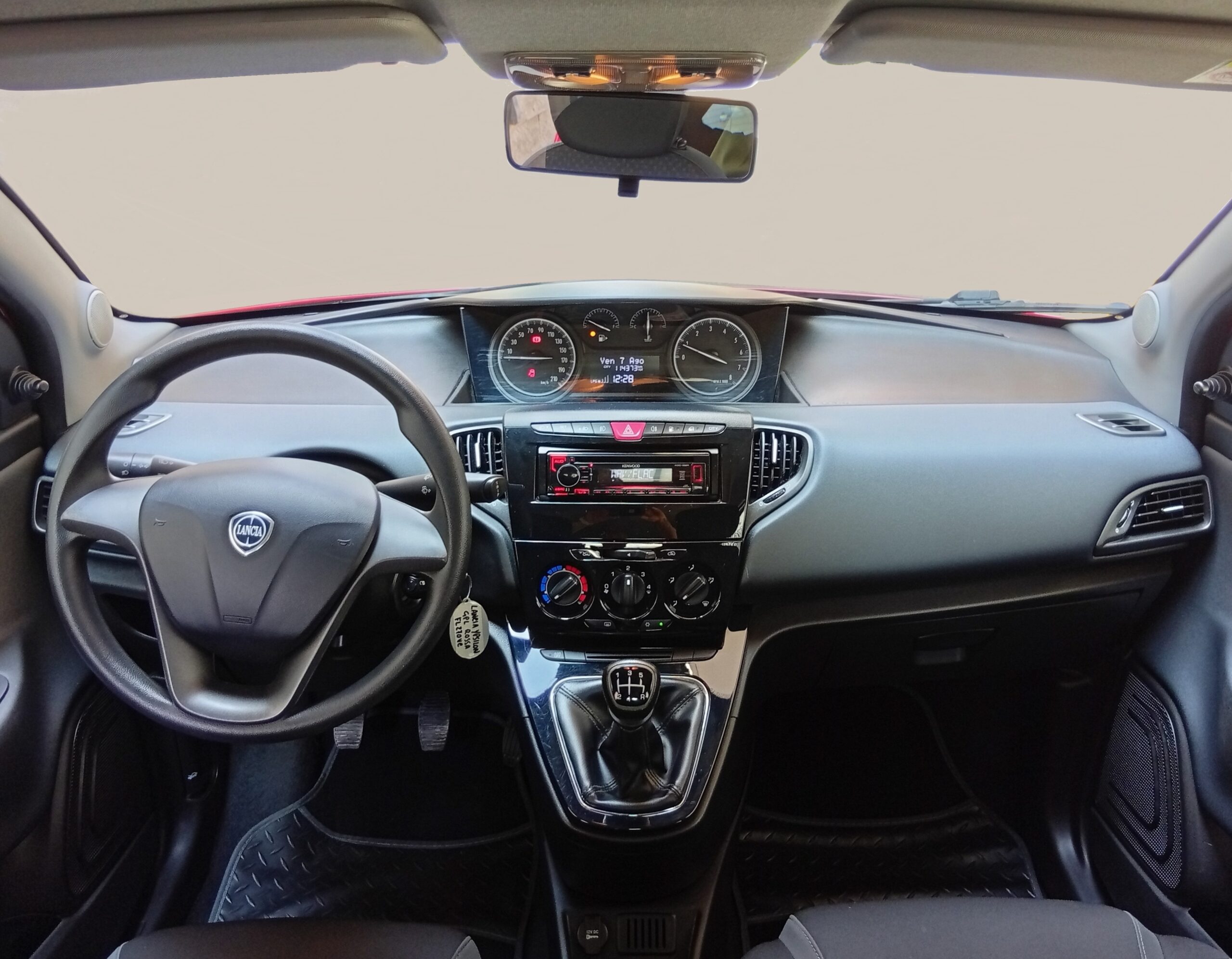 Lancia Ypsilon 1,2 Fire Gpl EcoChic 69cv Silver