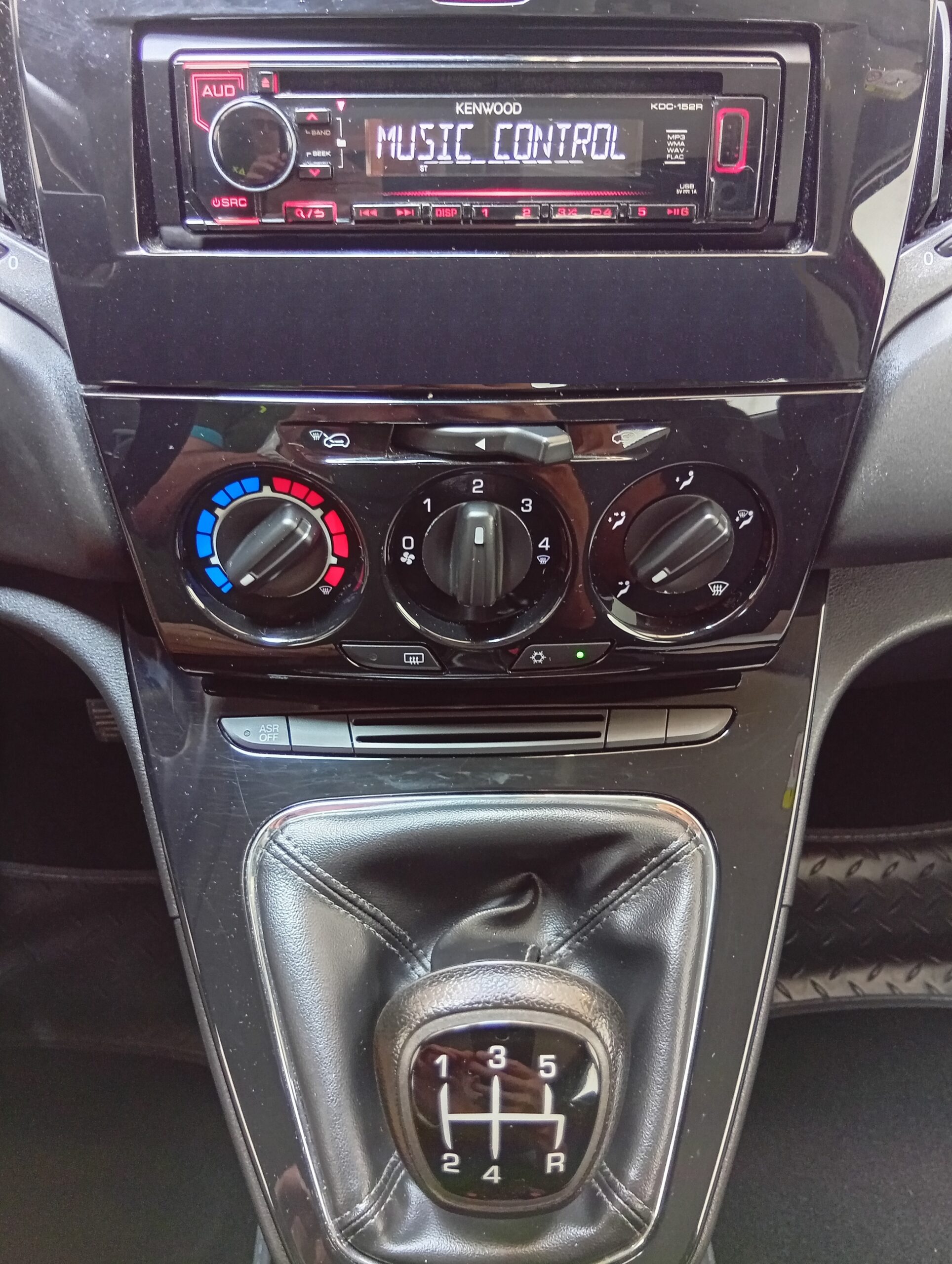 Lancia Ypsilon 1,2 Fire Gpl EcoChic 69cv Silver