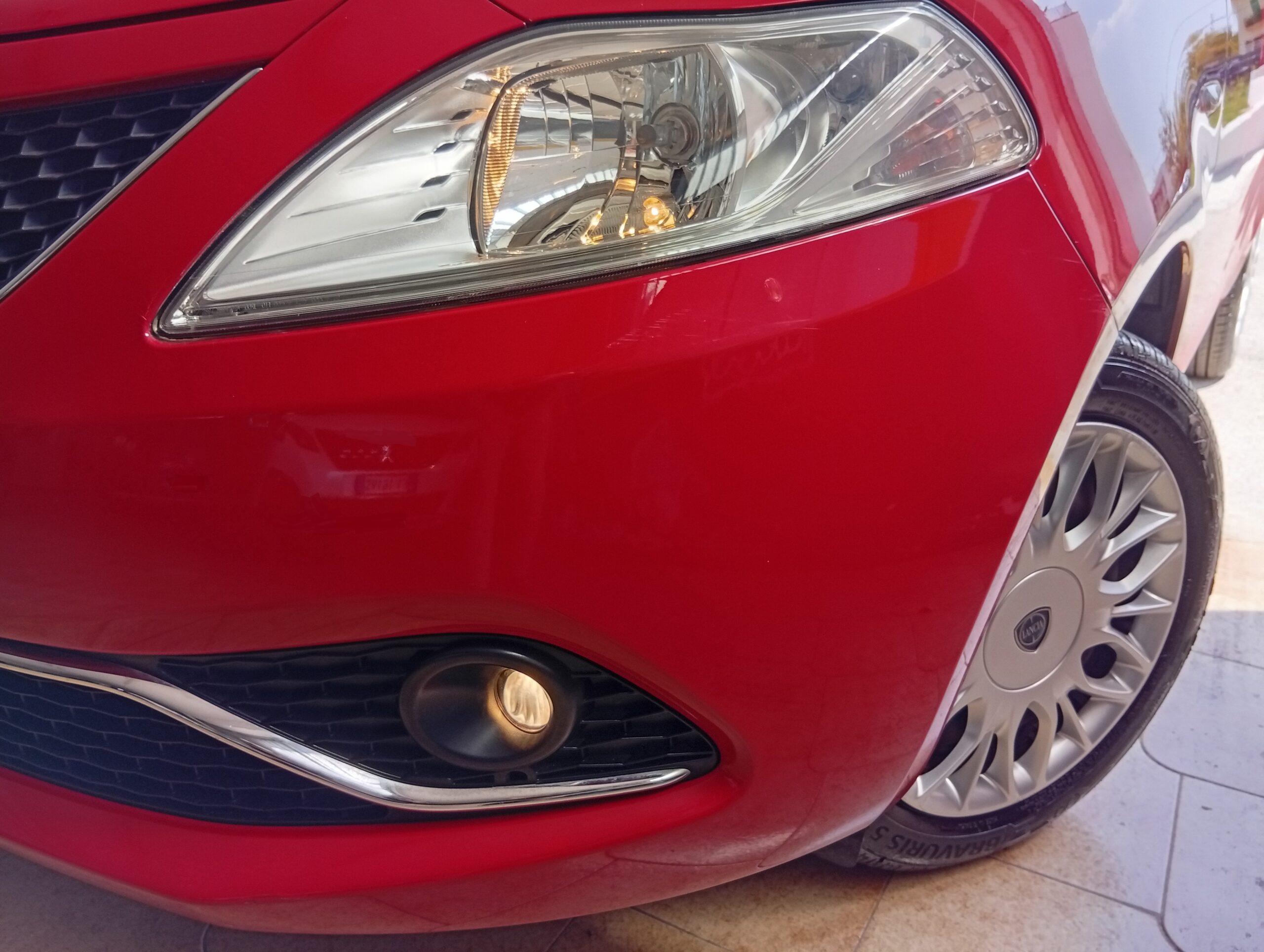 Lancia Ypsilon 1,2 Fire Gpl EcoChic 69cv Silver